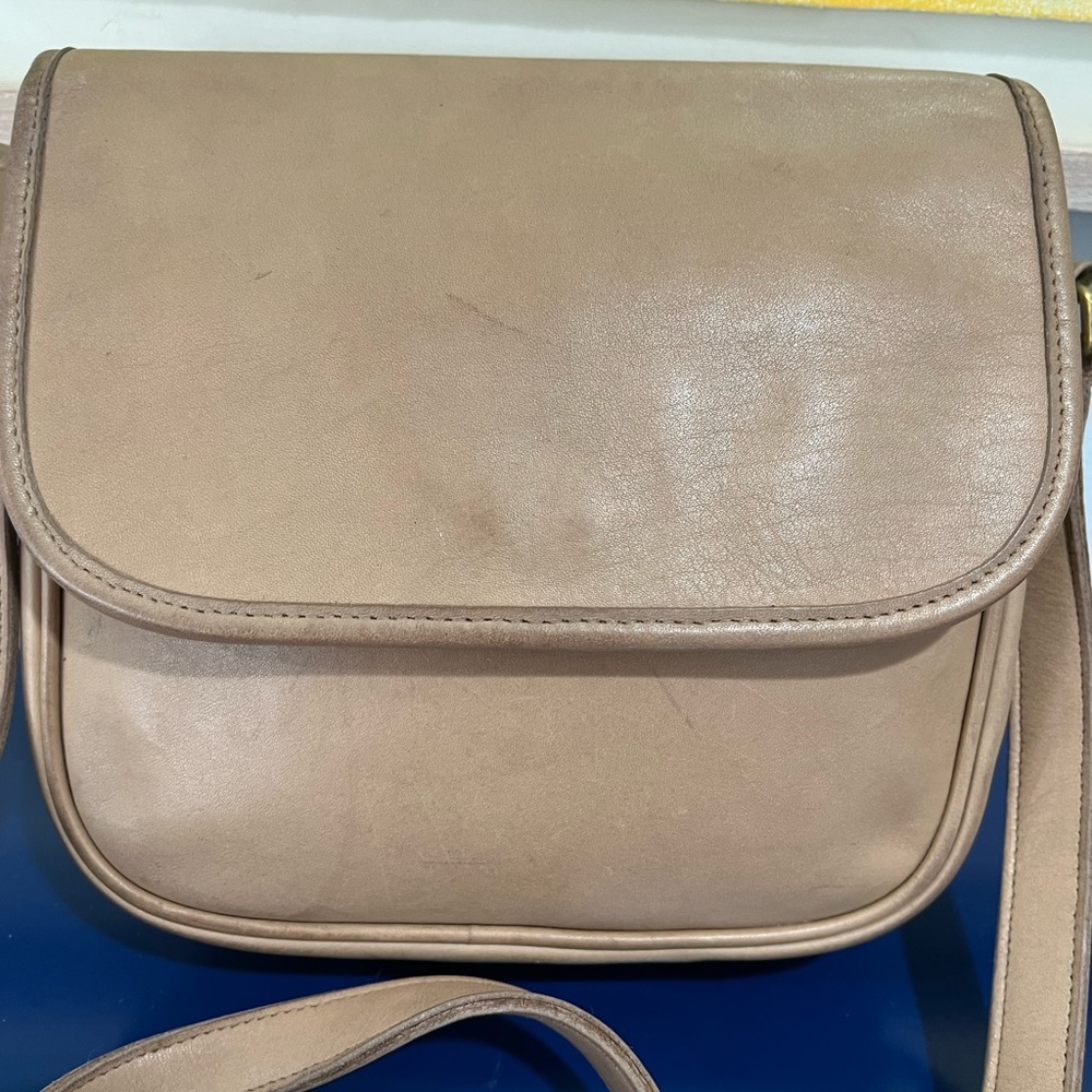Coach Taupe Tailored Leather Purse Flap Bag #4110 Lightweights Vintage 80s 90s. - Picture 3 of 10